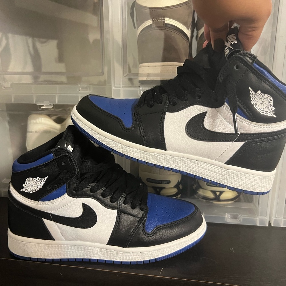 Air Jordan 1 royal